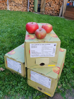 Streuobst-Apfelsaft